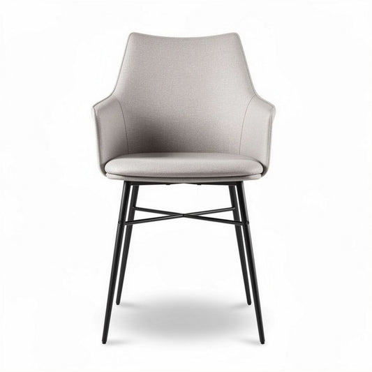 stoelen met zwarte metalen poten en grijze stoffen bekleding 50 x 50 x 80cm